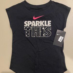 Girl's Nike T-Shirt. NWT. 6X